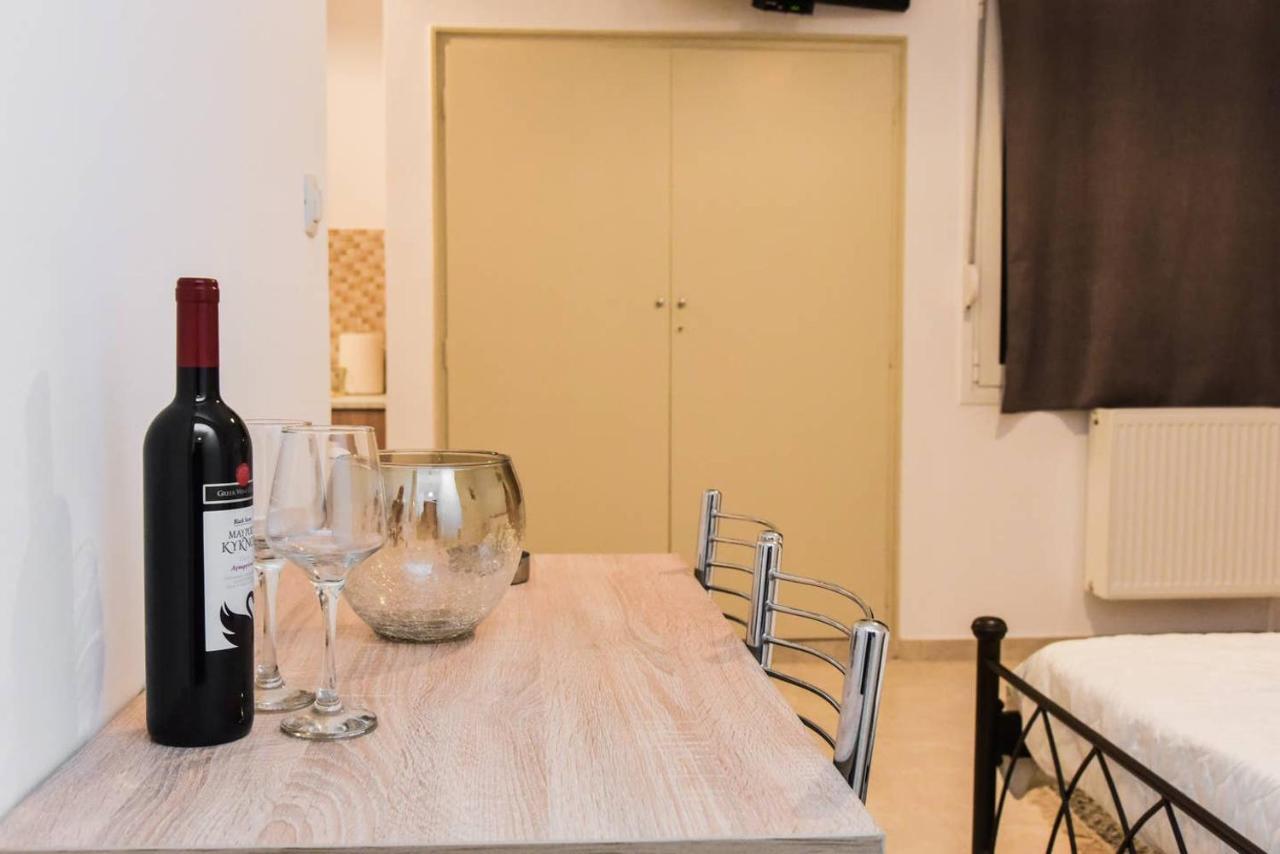 Central Studio At Plateia Amerikis 1Bed 2 Pers Apartman Athén Kültér fotó